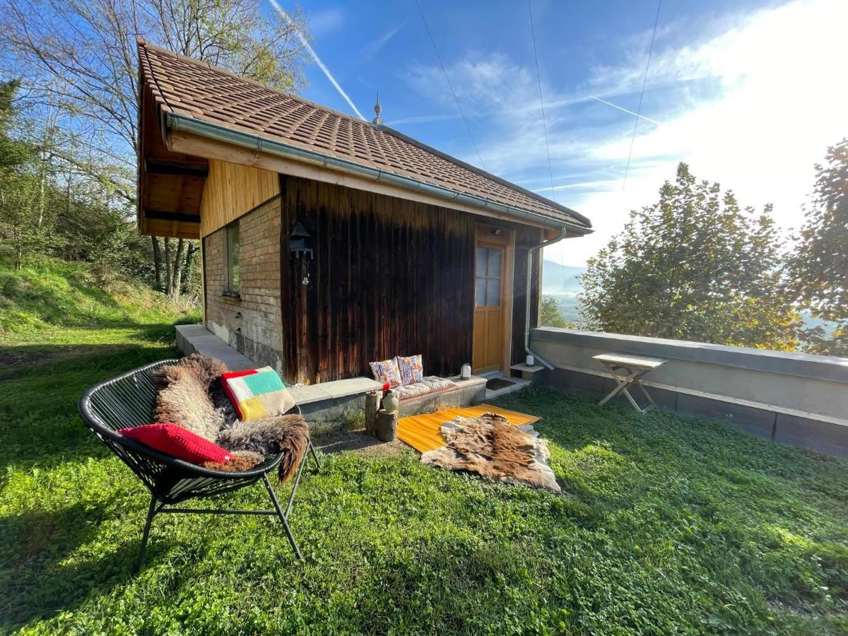 Jolie Cabane Avec Jacuzzi Pour Les Amoureux De La Nature Tullins Екстер'єр фото